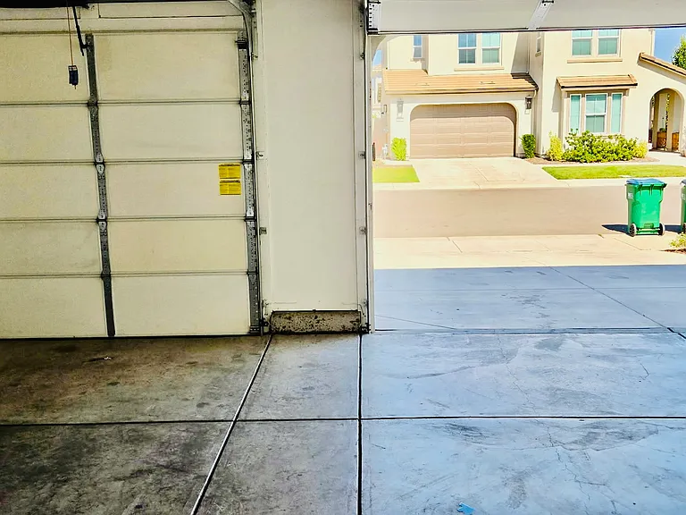 1557 Marigold Way — Photo 4