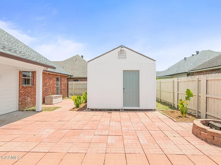 206 Oak Hill Ln — Photo 18