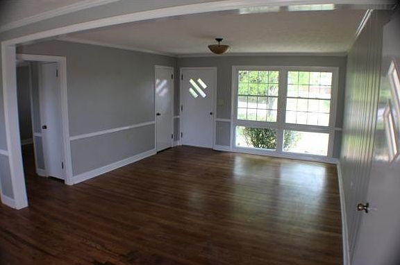 3rd image of 120 Wonderland Dr
