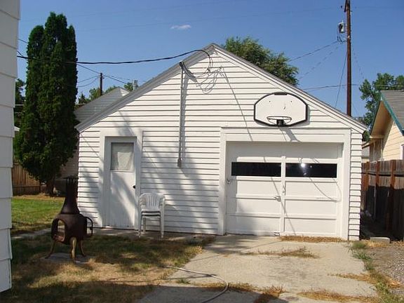 2nd image of 531 Lewis Ave #0