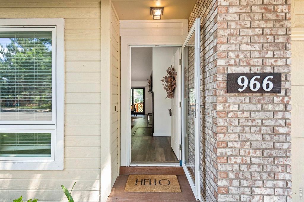 966 Shire Ct
