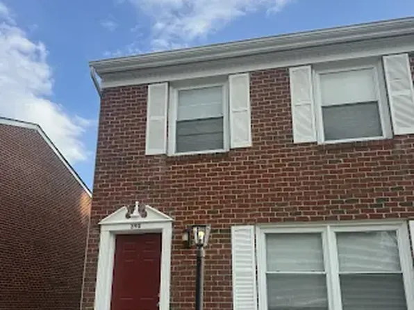 390 Susan Constant Dr, Newport News, VA 23608
