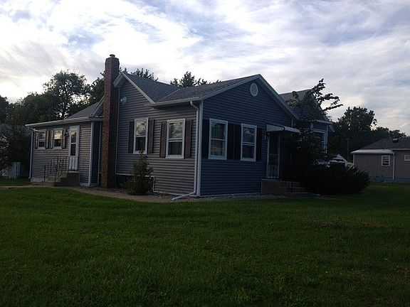2nd image of 812 S Vermillion St