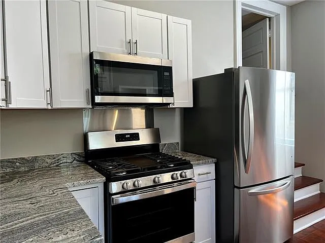 4435 Loyola Ave — Photo 17