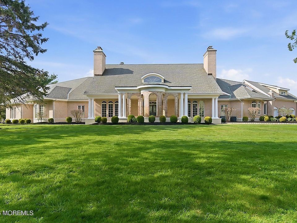 1st image of 4 Thunder Lane