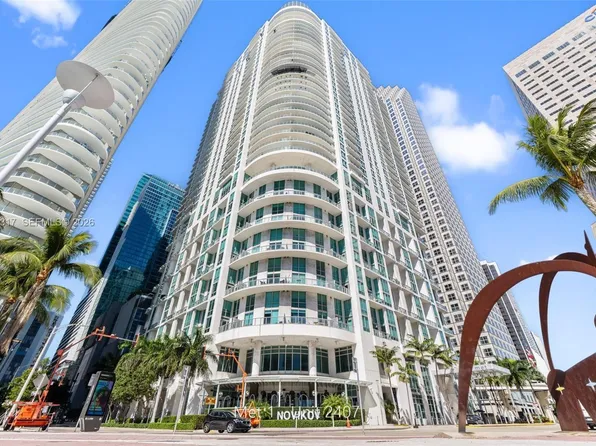 300 S Biscayne Blvd #T-2407, Miami, FL 33131