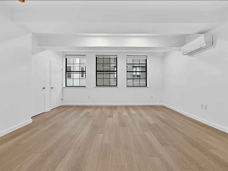 225 E 134th St #4K — Photo 6