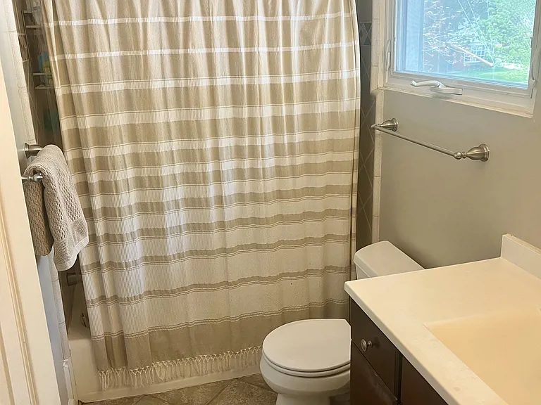 11409 Lund Pl — Photo 18