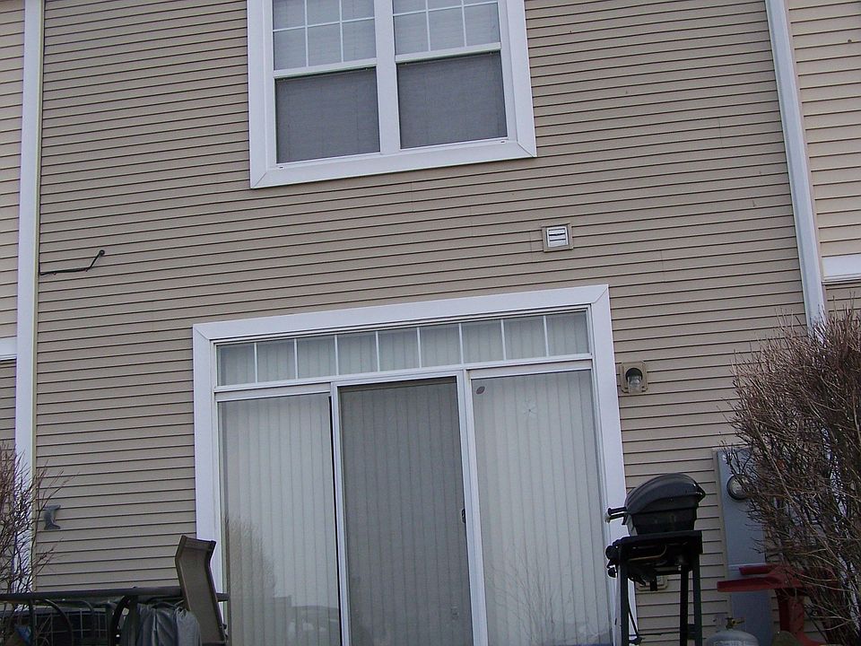 2nd image of 2067 Limestone Ln