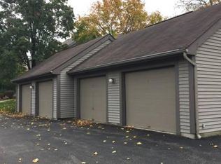 4046 Saint Andrews Ct APT 1, Canfield, OH