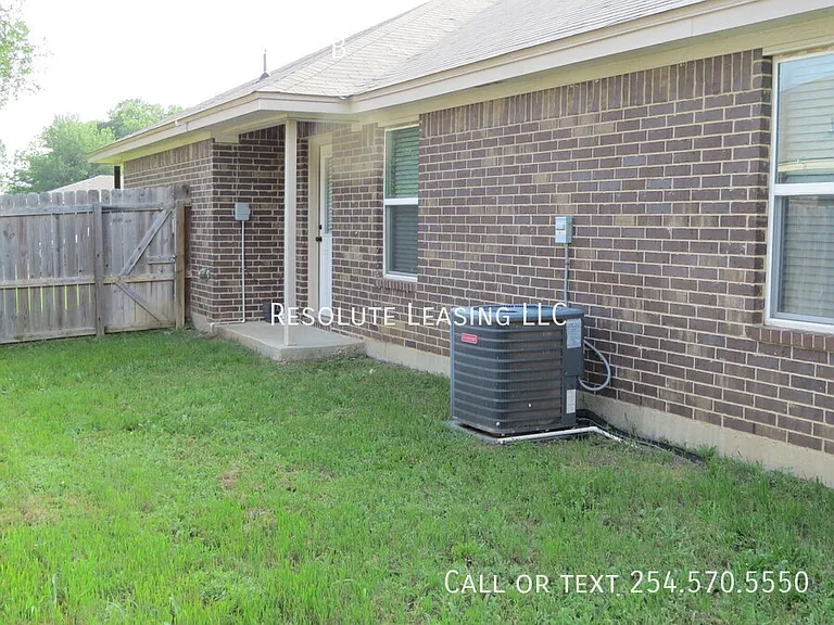 1409 Natchez Trl #B — Photo 25