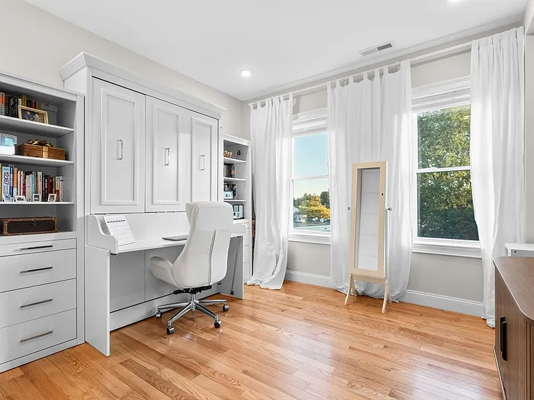 35 Somerset Ave #5 — Photo 12
