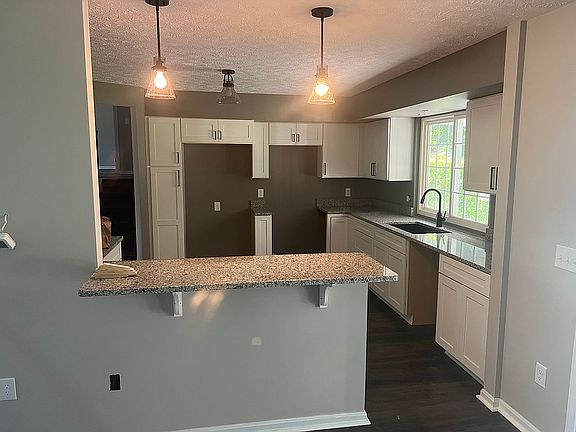 New granite in kitchen 