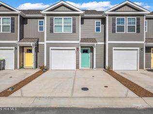 109 N Grassland Rd, Holly Ridge, NC 28445