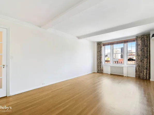 302 West 12th Street image 1 of 11