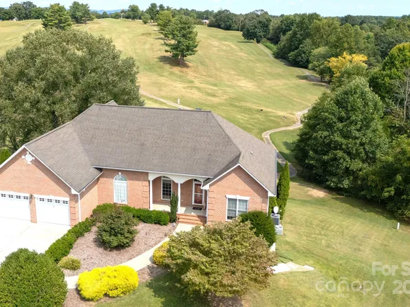 7 Ridge Dr, Granite Falls, NC 28630