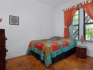 2nd image of 160 Lincoln Pl APT 2C