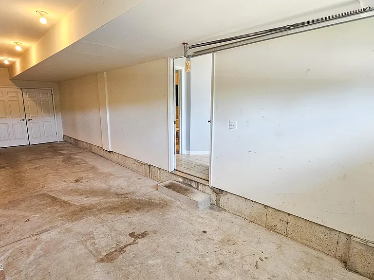 380 Radio Rd #A3 — Photo 43