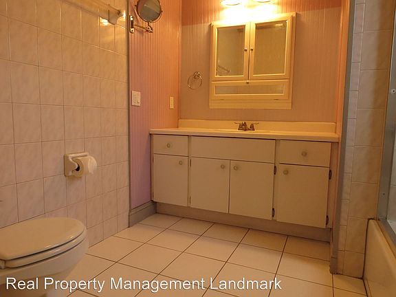 5th image of 493 Carnation Dr