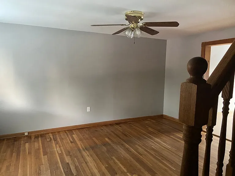 640 Kingston Rd — Photo 13