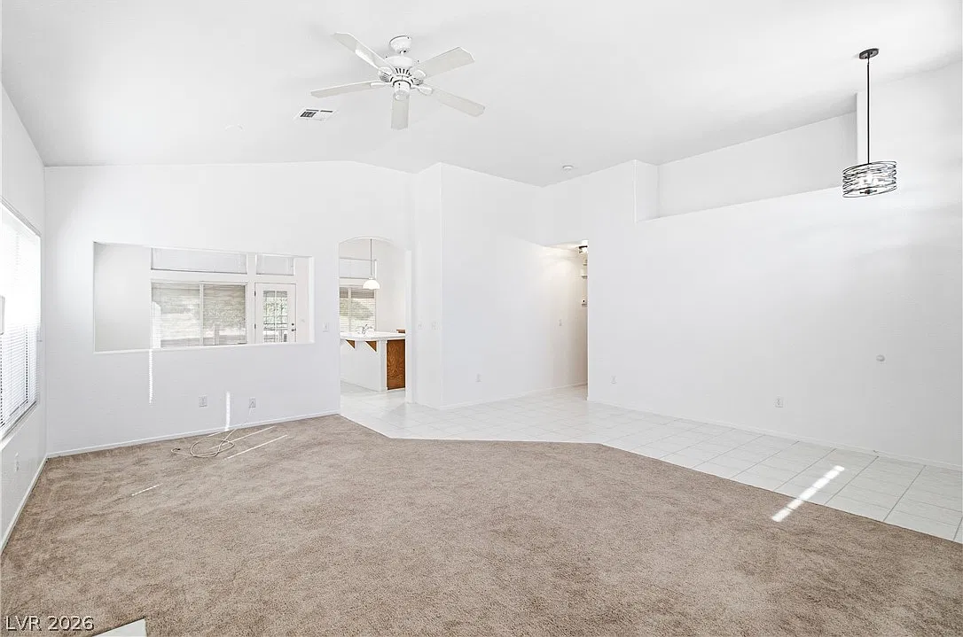 3 bed, 2.0 bath, 1582 sqft, $1,995 — Photo 4