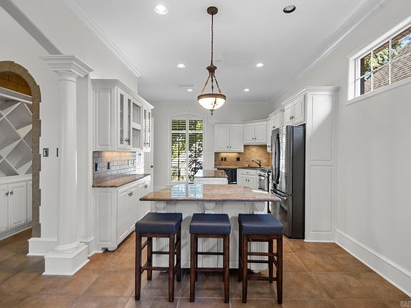 4th image of 71 Wellington Colony Dr