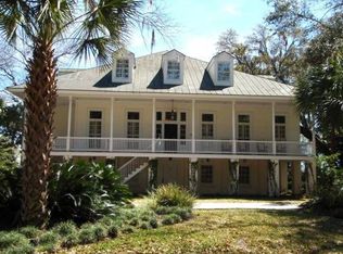 2 Sandsfield Way, Savannah, GA 31411