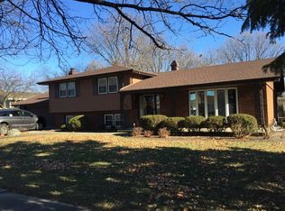 404 Fairlane Dr, Joliet, IL