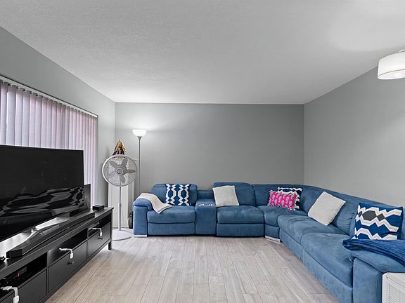 5th image of 2140 White Pine Circle #B