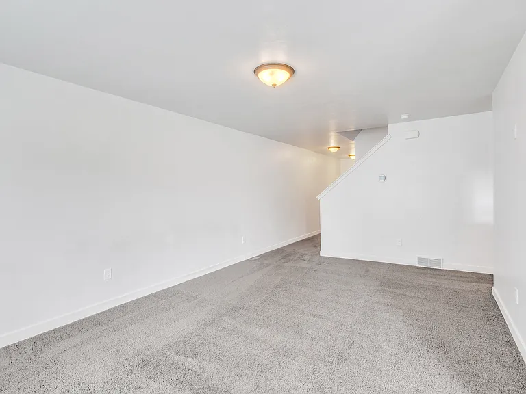 691 W Broad Stripes Dr #1 — Photo 7