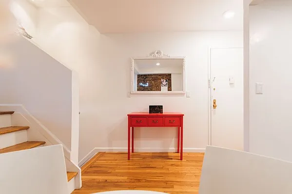 Sold by Harmonycity Corp. | media 27