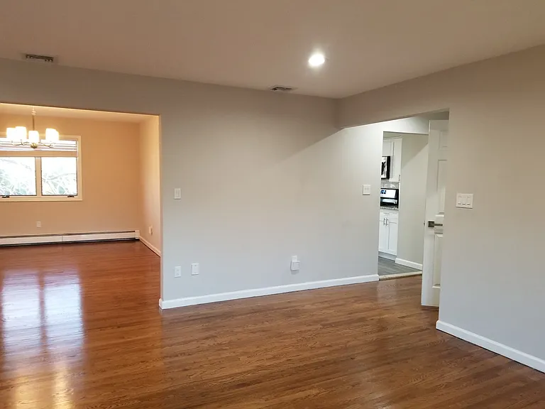125 E Central Blvd #1 — Photo 6