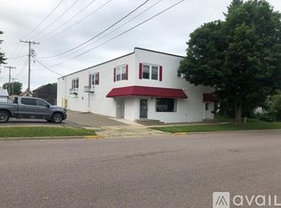 405 Franklin St #3, Elroy, WI 53929