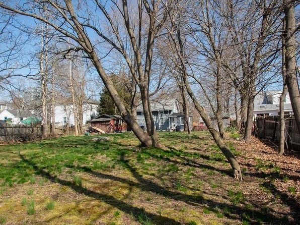 16 Gough Ave, West Warwick, RI 02893