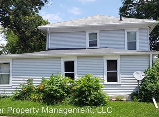 320 1/2 Race St, Janesville, WI 53548