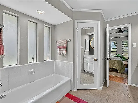 2226 Carmel Dr — Photo 17