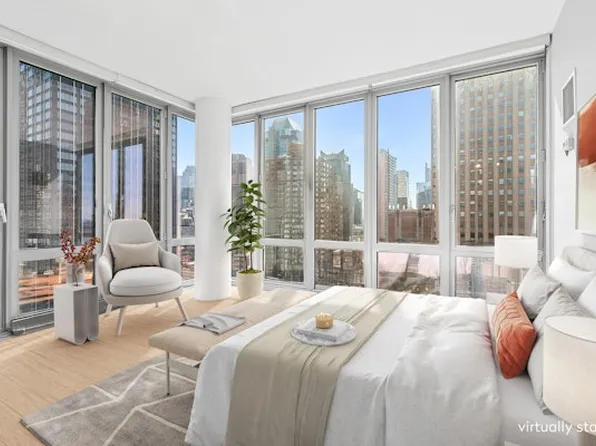 310 West 52nd Street image 7 of 10