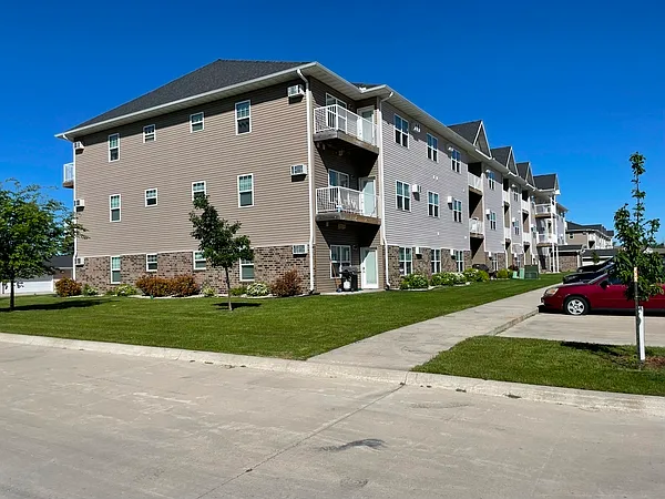 West Creek Crossings Apartments