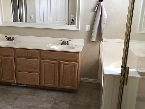 Master double Vanity & Walk in shower
