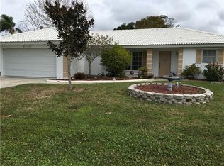 3723 Village Green Dr, Sarasota, FL 34239