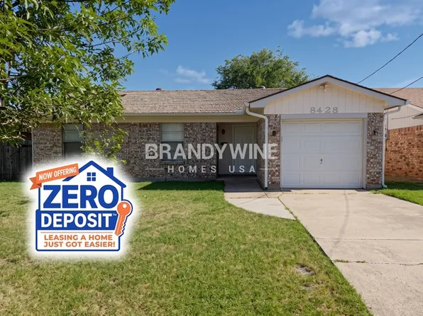 8428 Raymond Ave, White Settlement, TX 76108