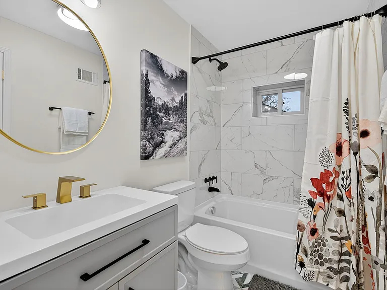9011 Gedde Ave — Photo 15