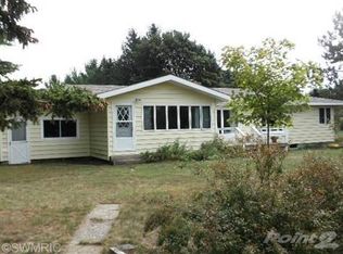 2580 Red Apple Rd, Manistee, MI 49660