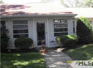 265B Kingston Ct, Lakewood, NJ 08701