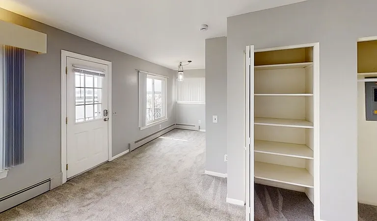11859 N Main St #4 — Photo 13