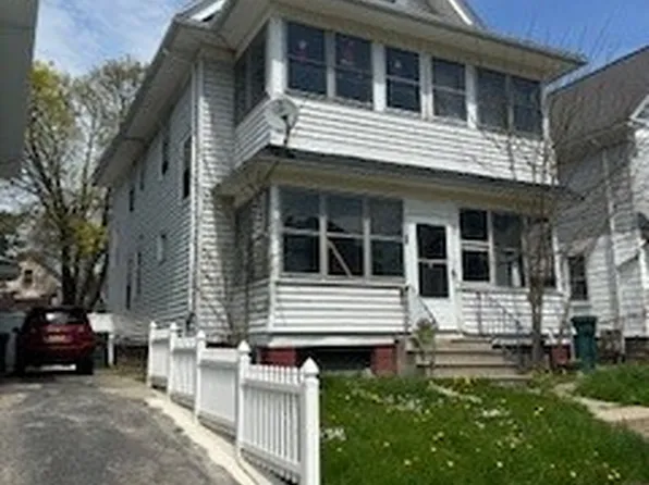 90 Dayton St, Rochester, NY 14621