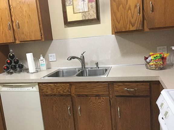 4th image of 39 Sachem Dr APT 202
