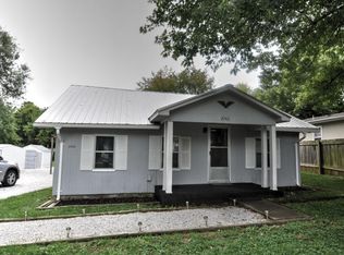 2742 W Nichols St, Springfield, MO 65803