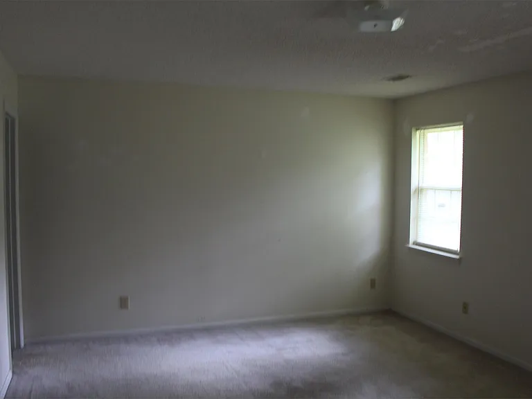 2225 Bedford Ct #A — Photo 4