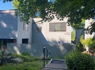 6 Juneberry Ln UNIT 6, Ridgefield, CT 06877